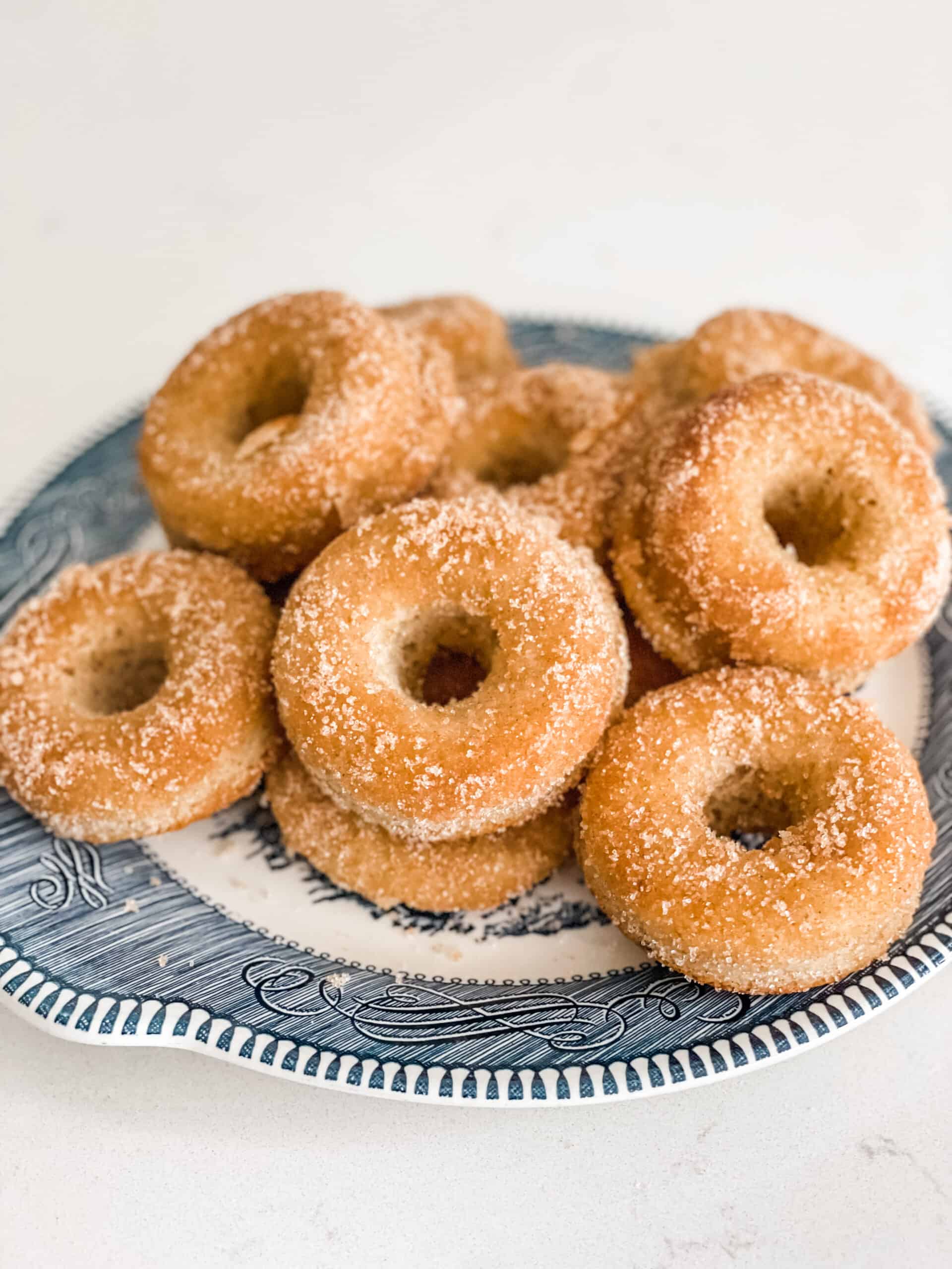 Easy Baked Cinnamon Sugar Donuts