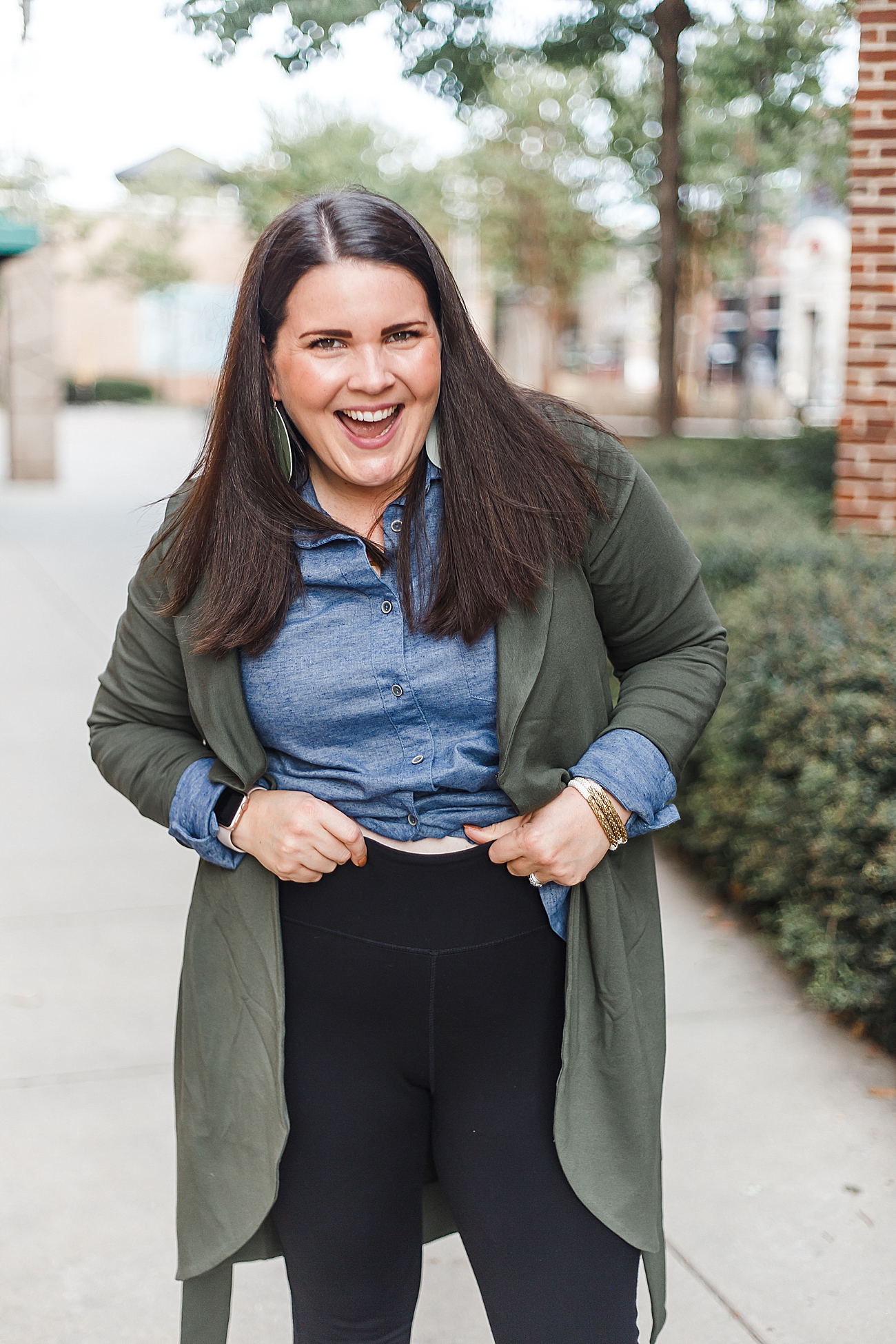 19 Different Women Try on the BEST Ethically Made Black Leggings!